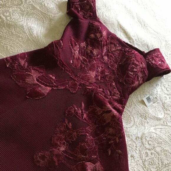 Rickie Freeman for Teri Jon Mesh Off the Shoulder - Picture 6 of 10